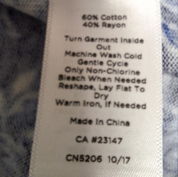 A Talbots ladies 3XL. Bell long sleeve  floral top. NWT. Casual, work, school - Picture 3 of 4